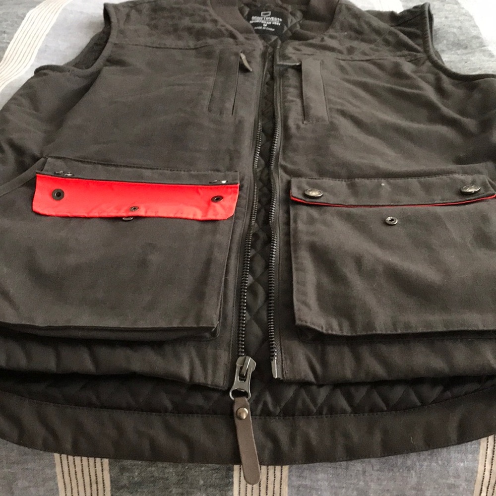 SCOTTEVEST SPORTSMAN VEST, size M, color Brownish Gray, Quilted lining. New NO T
